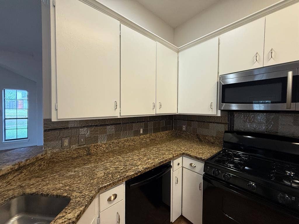 1815 Lombard Street, Garland, TX 75043 1815 Lombard Street, Garland, TX 75043