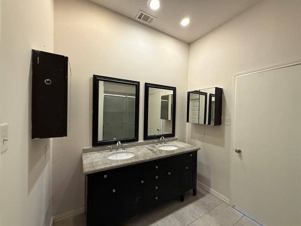 1815 Lombard Street, Garland, TX 75043 1815 Lombard Street, Garland, TX 75043