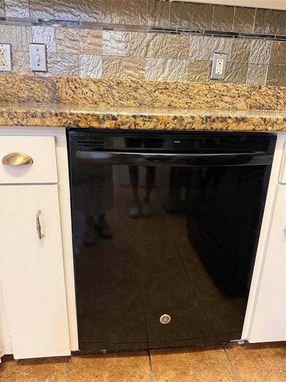 1815 Lombard Street, Garland, TX 75043 1815 Lombard Street, Garland, TX 75043