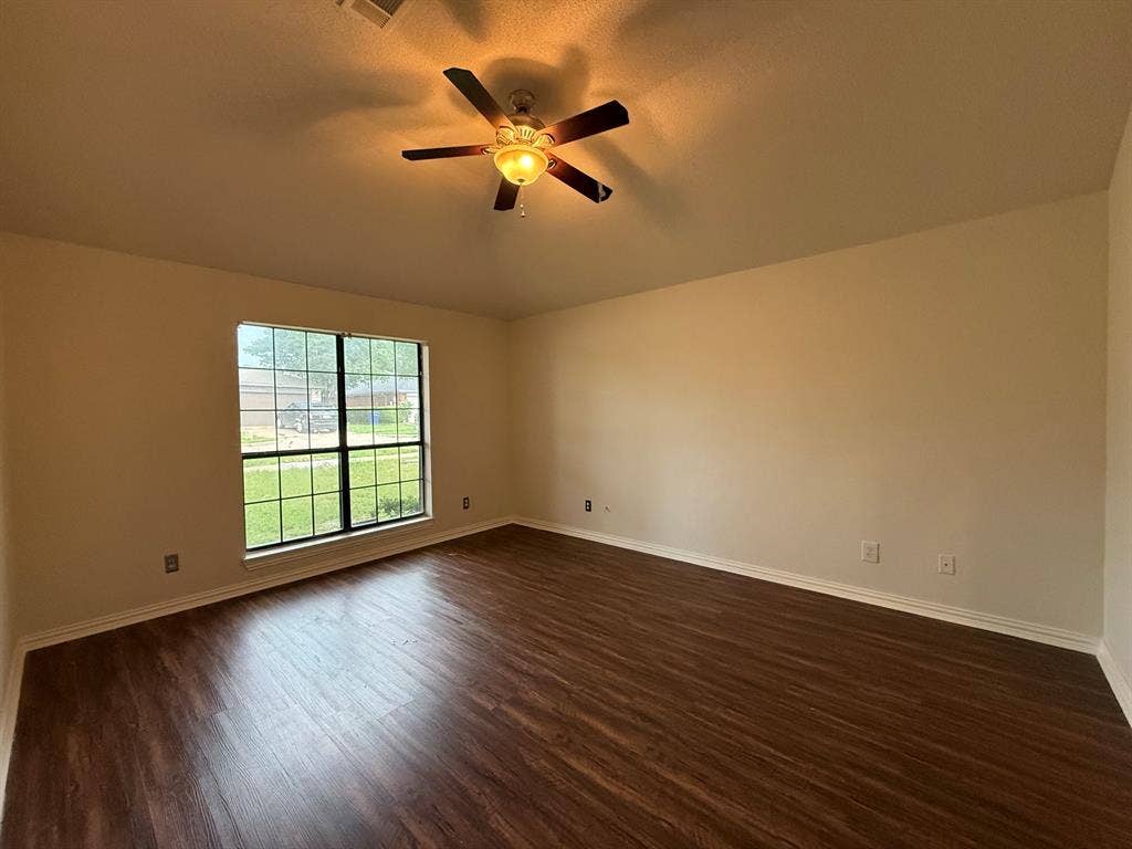 1815 Lombard Street, Garland, TX 75043 1815 Lombard Street, Garland, TX 75043