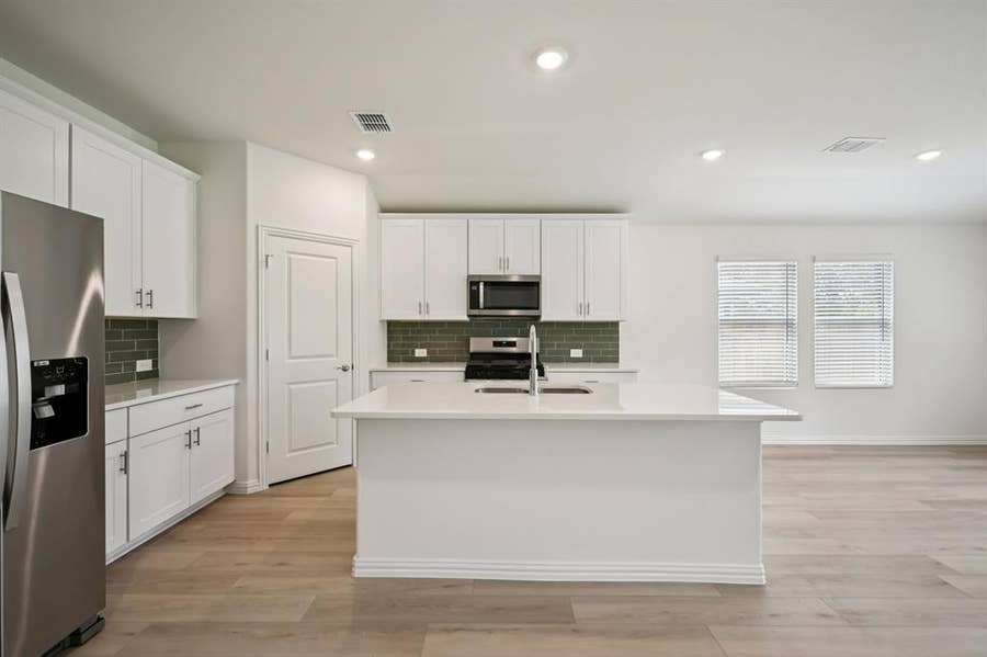 Property photo for 4028 Palestine Drive, Farmersville, TX