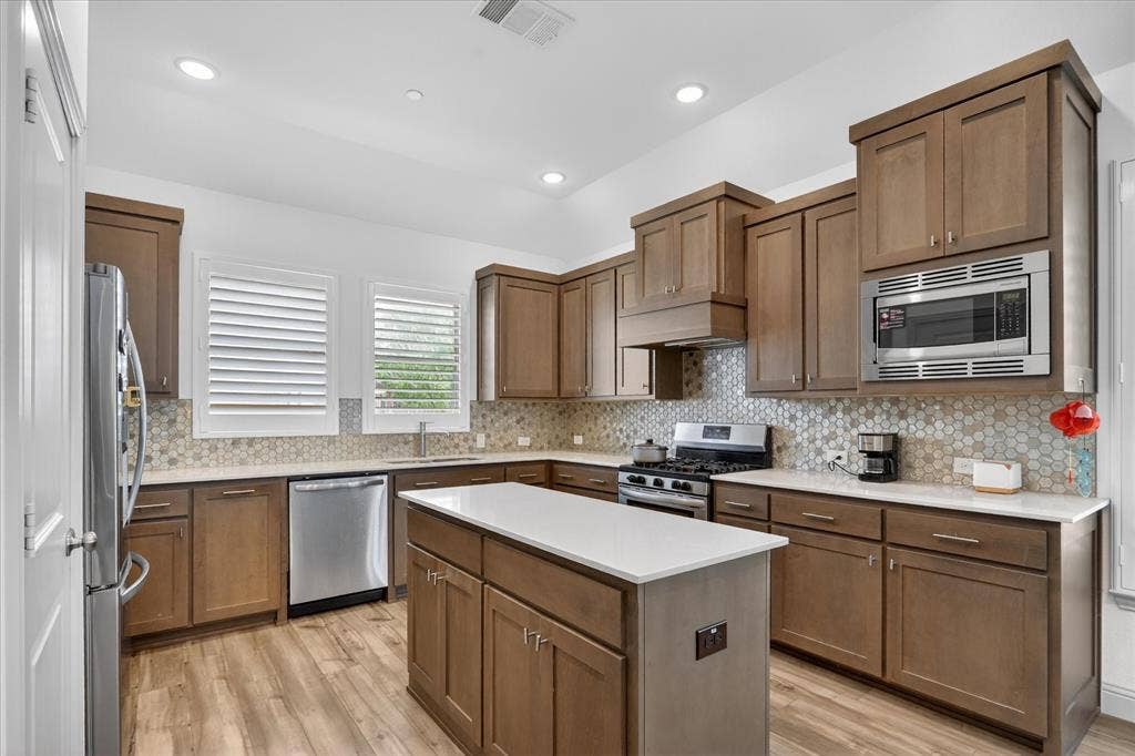 316 Harvest Way, Argyle, TX 76226 316 Harvest Way, Argyle, TX 76226