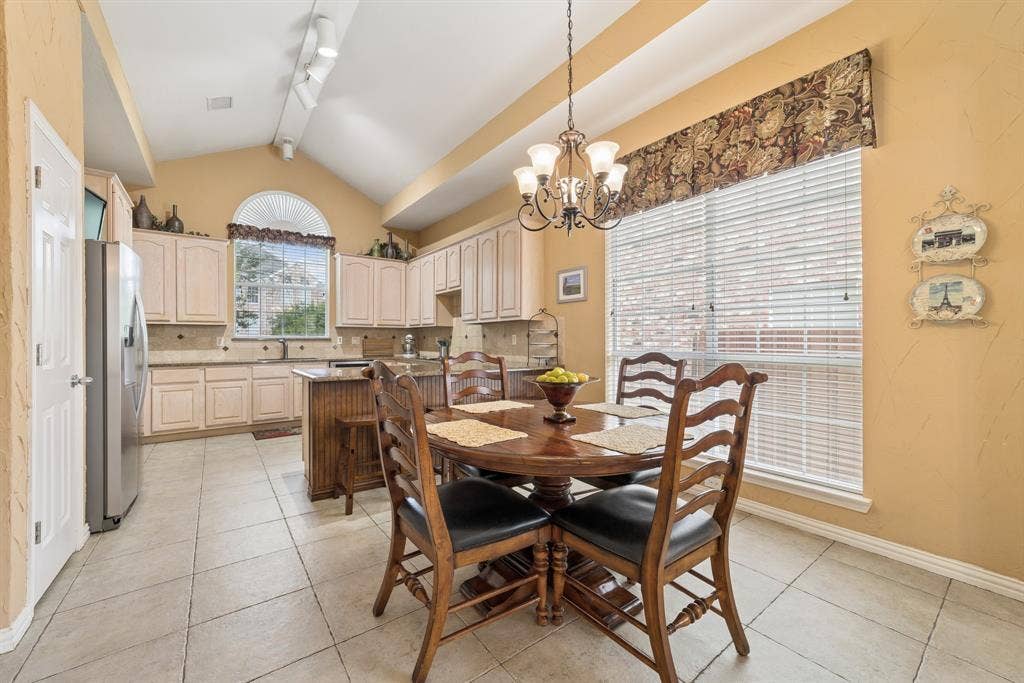 5208 Laser Lane, Plano, TX 75023 5208 Laser Lane, Plano, TX 75023