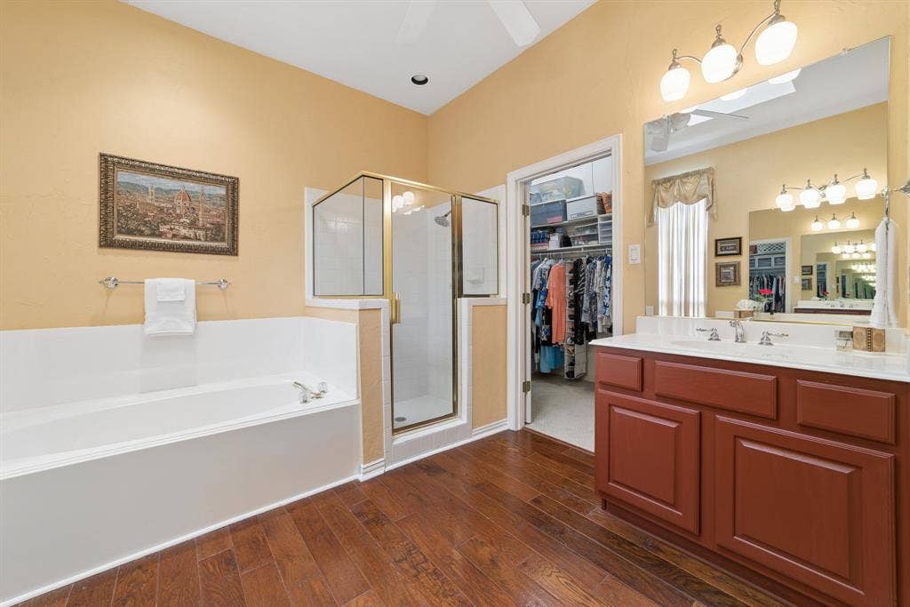 5208 Laser Lane, Plano, TX 75023 5208 Laser Lane, Plano, TX 75023