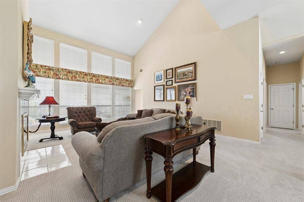 5208 Laser Lane, Plano, TX 75023 5208 Laser Lane, Plano, TX 75023