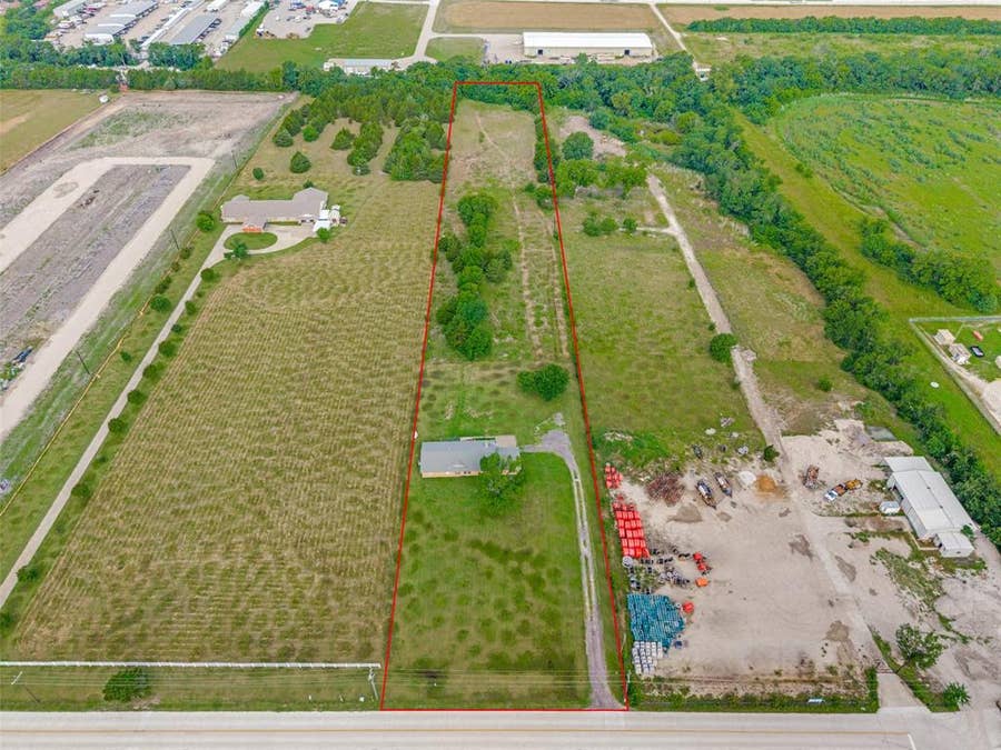 Property photo for 10338 County Road 484, Lavon, TX