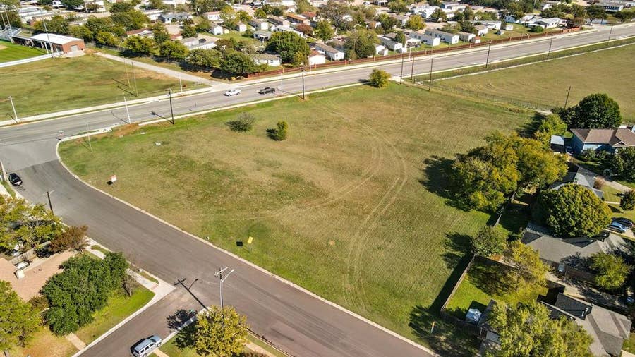 Property photo for 5200 E McKinney Street, Denton, TX