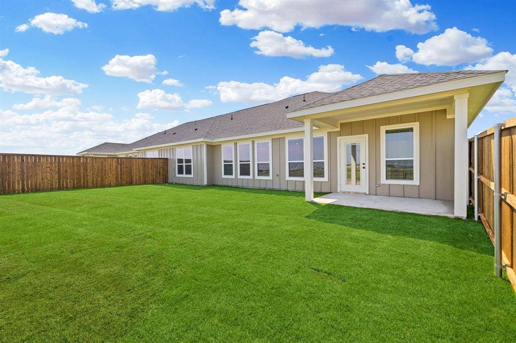 3825 Clovis Street, Midlothian, TX 76065