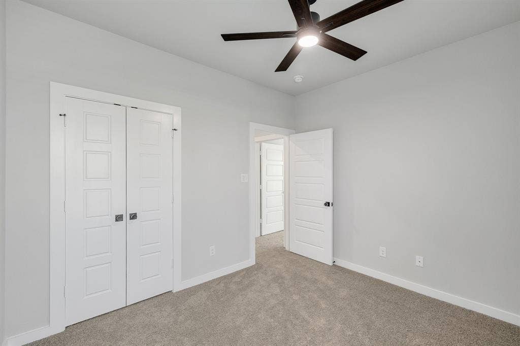 3825 Clovis Street, Midlothian, TX 76065