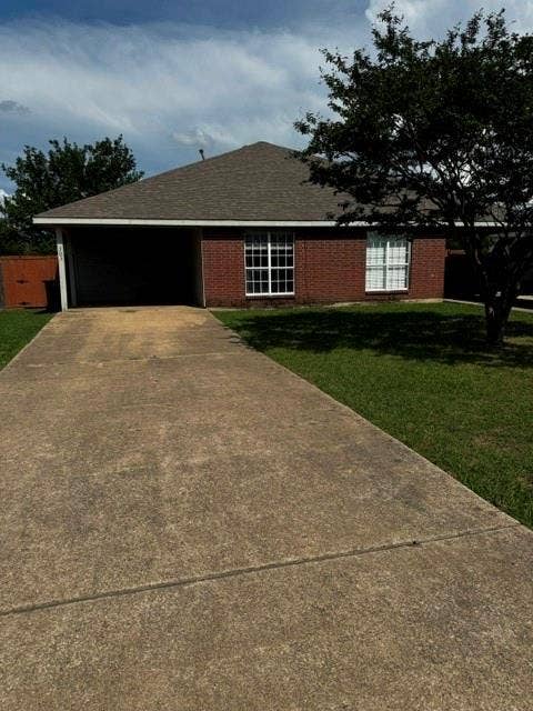 Property photo for 303 N Arizona Drive, Celina, TX