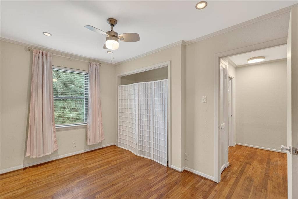 4926 Lahoma Street, Dallas, TX 75235 4926 Lahoma Street, Dallas, TX 75235