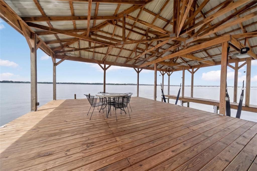 23363 Wateridge Loop, Flint, TX 75762 There is always a breeze