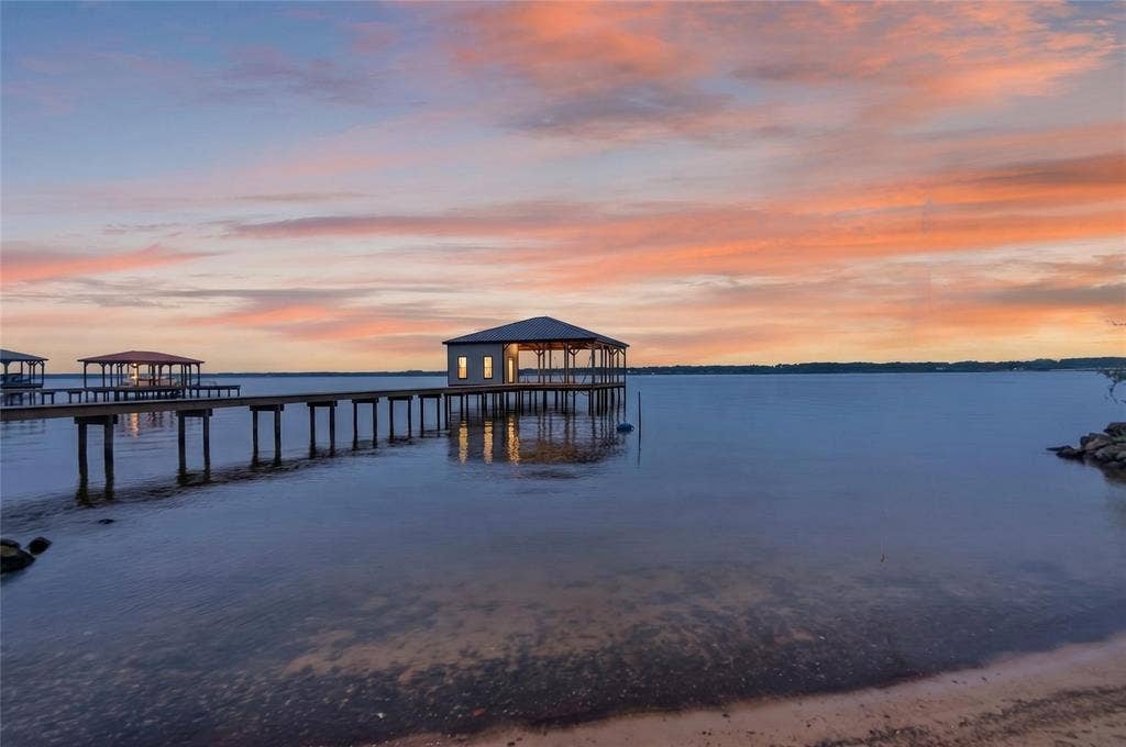 23363 Wateridge Loop, Flint, TX 75762 Sunsets are Breathtaking
