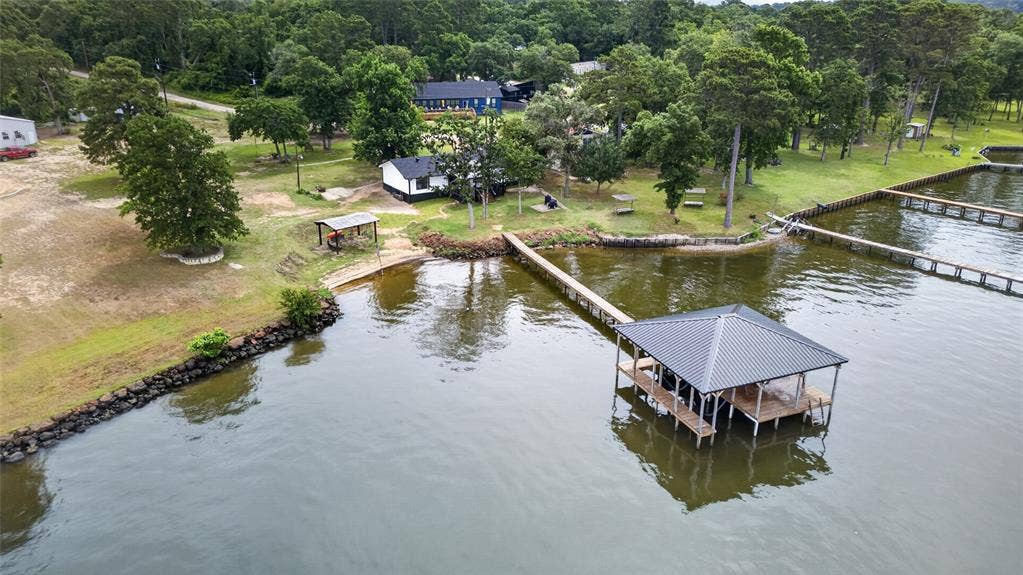 23363 Wateridge Loop, Flint, TX 75762 Only lot in this area with its own beach