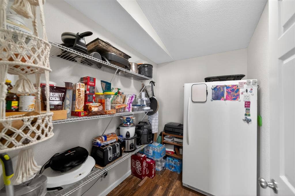 23363 Wateridge Loop, Flint, TX 75762 Pantry has enough space for a refrigerator