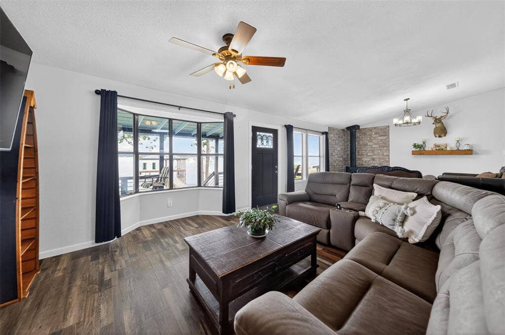 23363 Wateridge Loop, Flint, TX 75762 Open Floor plan with a view