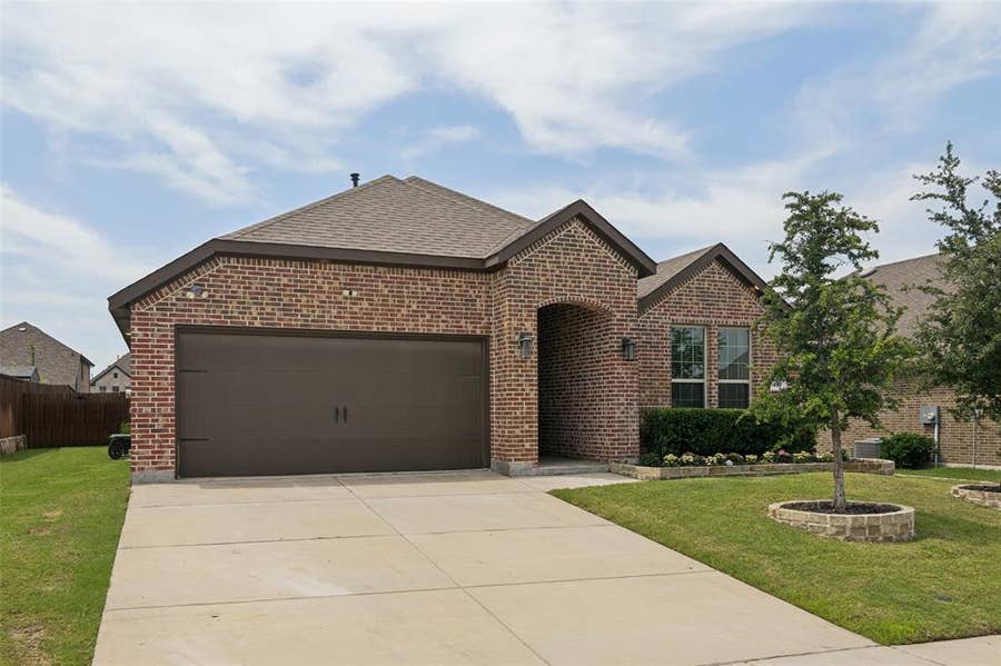 Property photo for 437 Forestridge Drive, Fate, TX