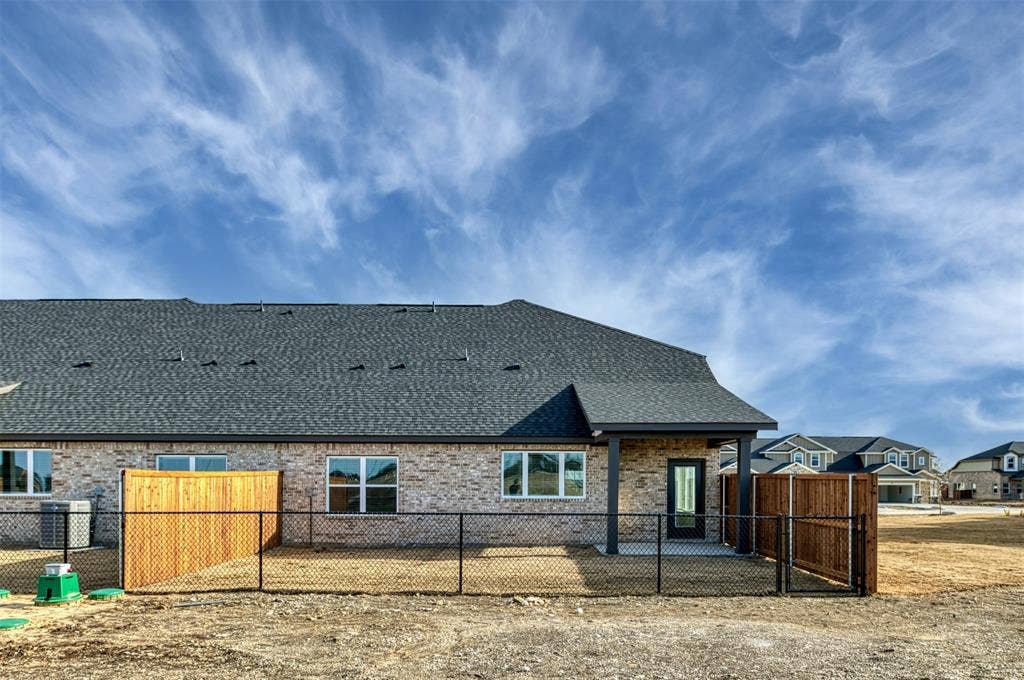 4265 Clovis Court, Midlothian, TX 76065 4265 Clovis Court, Midlothian, TX 76065