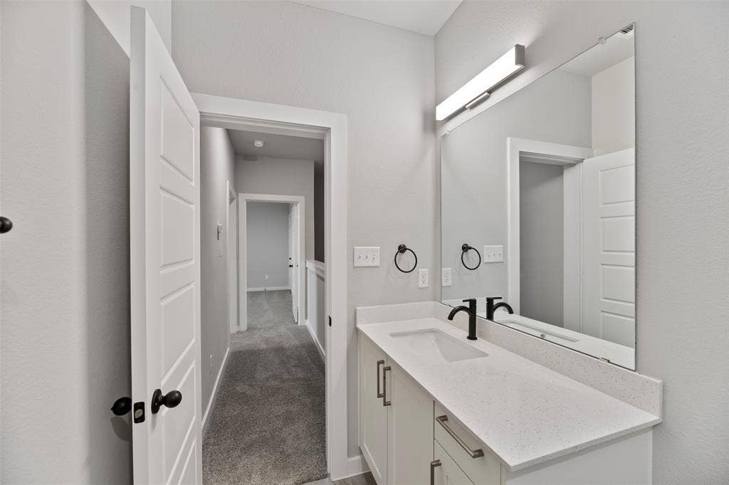 4265 Clovis Court, Midlothian, TX 76065 4265 Clovis Court, Midlothian, TX 76065