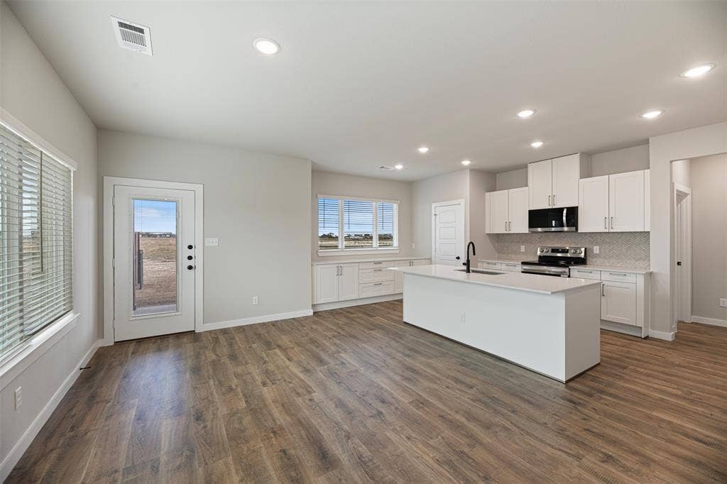 4265 Clovis Court, Midlothian, TX 76065 4265 Clovis Court, Midlothian, TX 76065