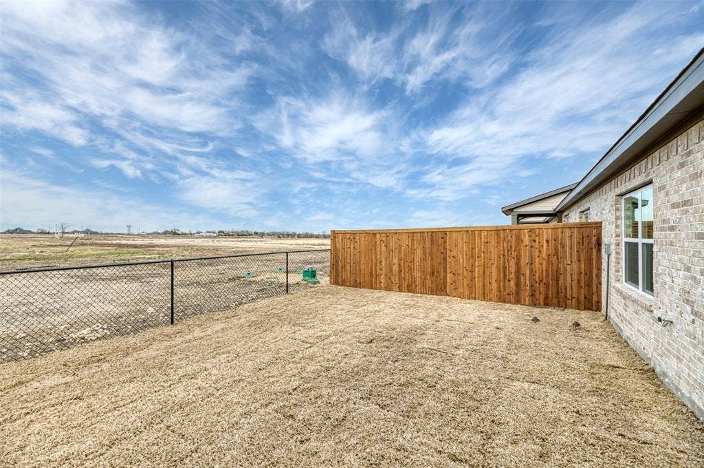 4265 Clovis Court, Midlothian, TX 76065 4265 Clovis Court, Midlothian, TX 76065