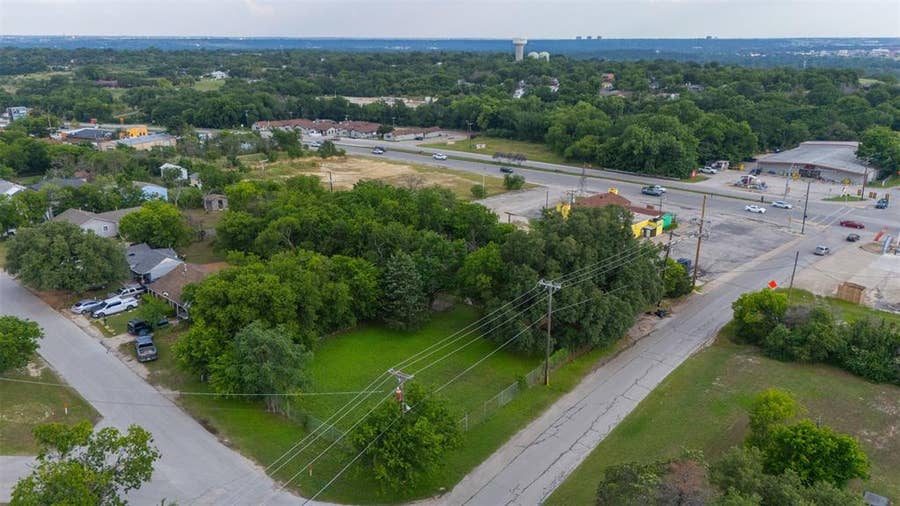 Property photo for 2508 Biway Street, Sansom Park, TX