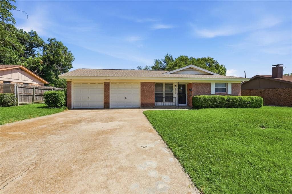 8804 Myra Street, White Settlement, TX 76108 8804 Myra Street, White Settlement, TX 76108