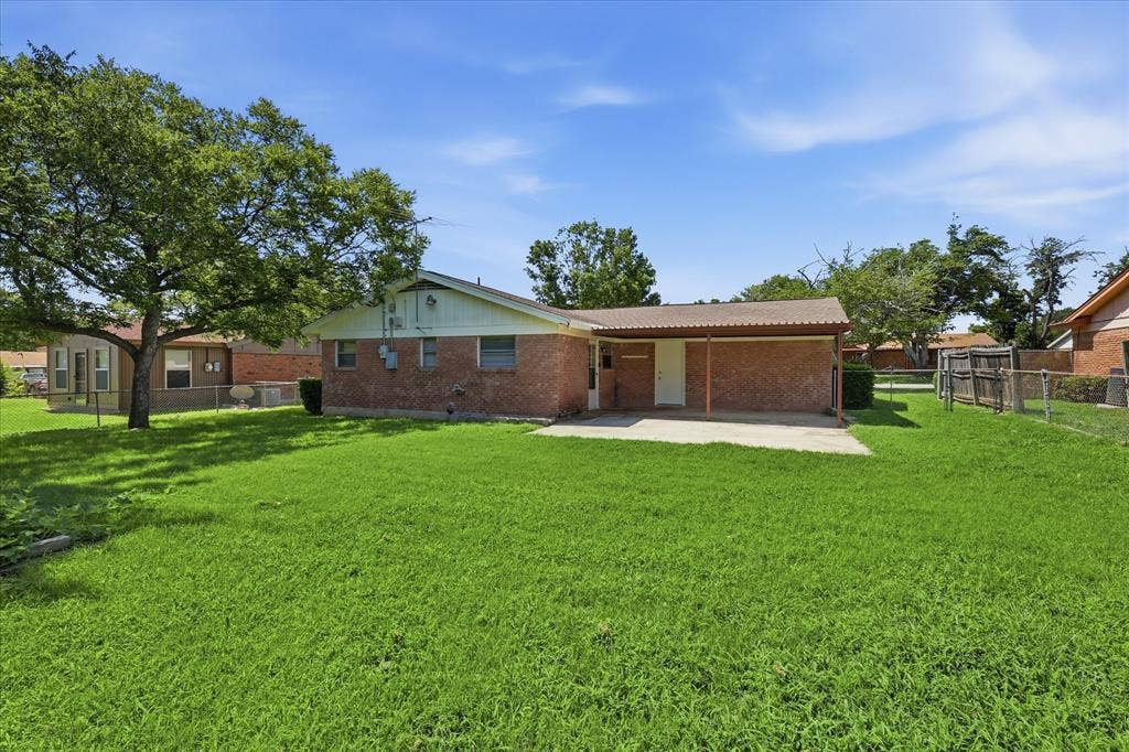 8804 Myra Street, White Settlement, TX 76108 8804 Myra Street, White Settlement, TX 76108