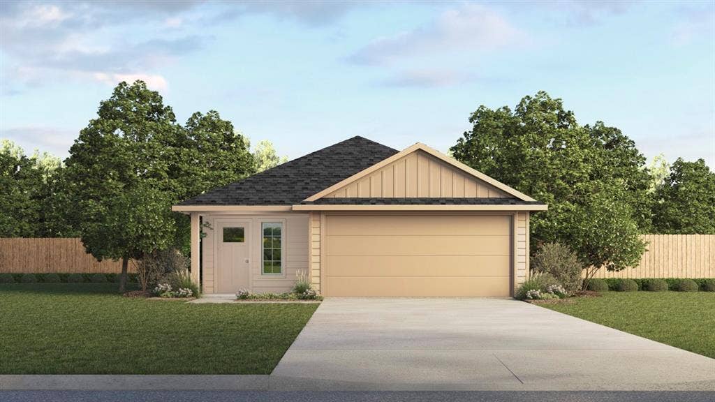 1631 Blaire Drive, Tyler, TX 75702 Single-story residence featuring a neutral exterior siding and a dark shingle roof