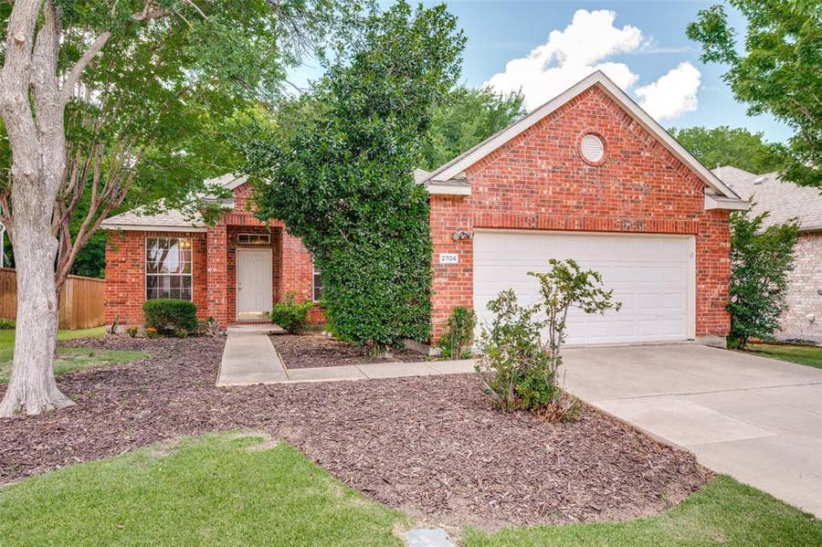 Property photo for 2704 Cypress Point Drive, McKinney, TX