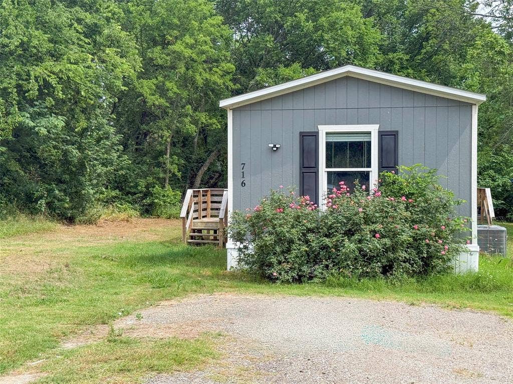 716 Quail Run Court, Seven Points, TX 75143 716 Quail Run Court, Seven Points, TX 75143