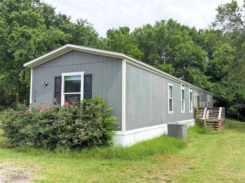 716 Quail Run Court, Seven Points, TX 75143 716 Quail Run Court, Seven Points, TX 75143