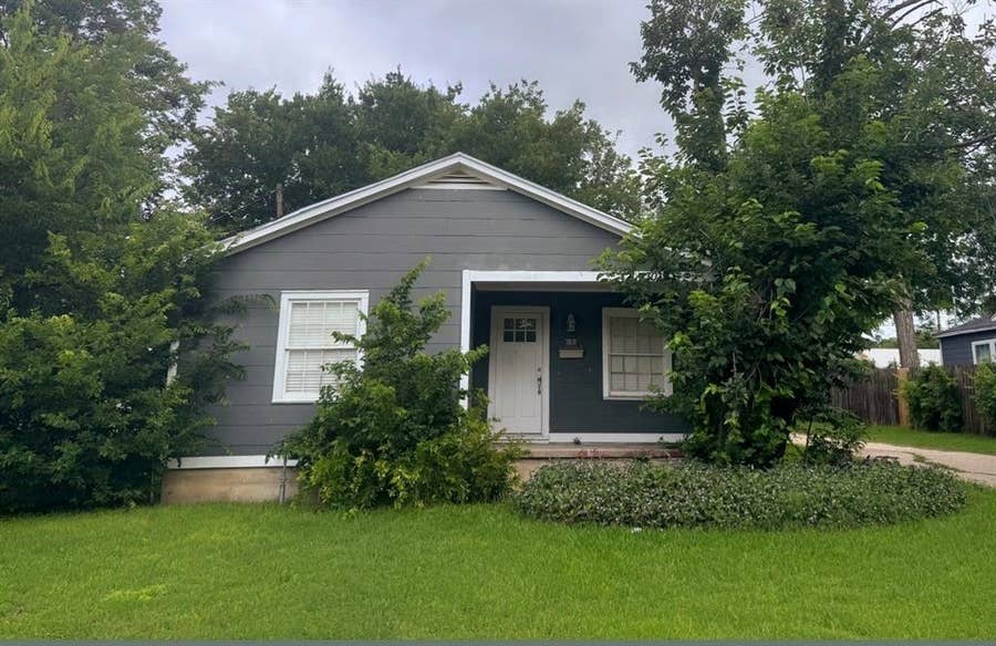 Property photo for 3039 Edmond Avenue, Waco, TX