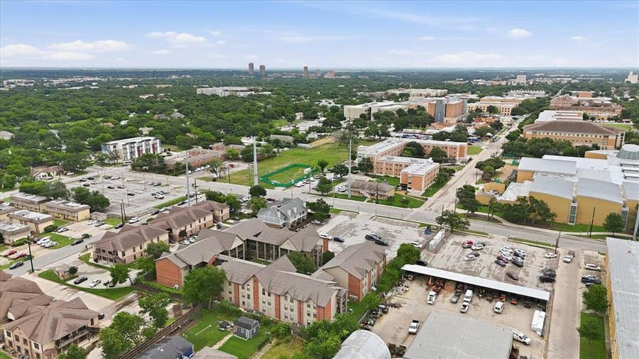 Property photo for 218 N Texas Boulevard, #109, Denton, TX