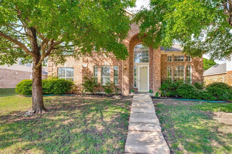 Property photo for 1924 Deercreek Drive, Allen, TX