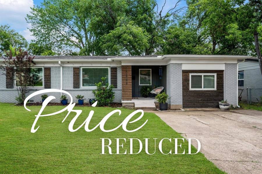 Property photo for 10846 Sharondale Drive, Dallas, TX