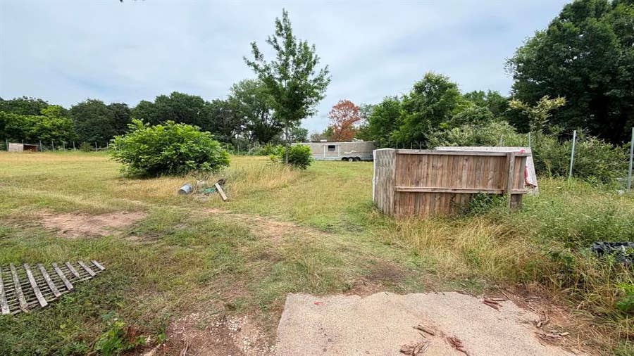 Property photo for 1126 Riverwood Road, Dallas, TX