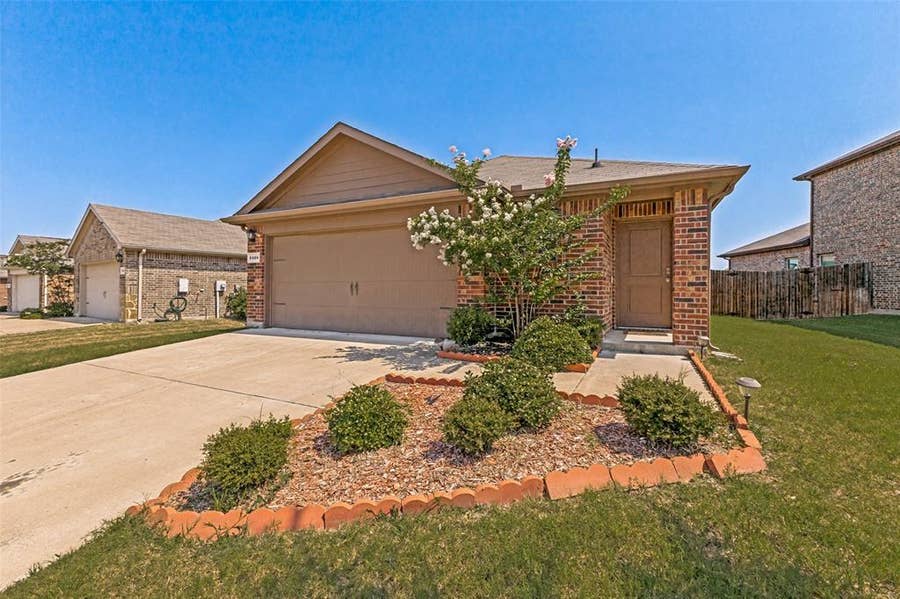 Property photo for 2425 Russell Street, Crandall, TX
