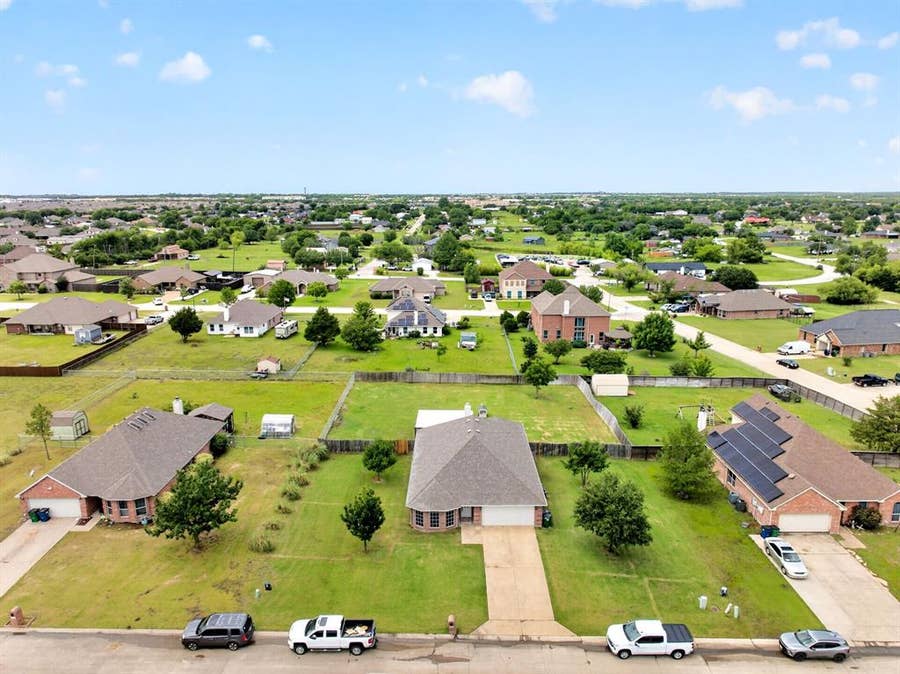 Property photo for 103 Avery Lane, Fate, TX