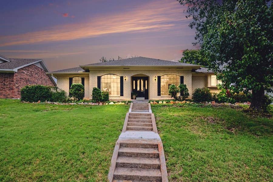 Property photo for 1702 Surrey Court, Garland, TX