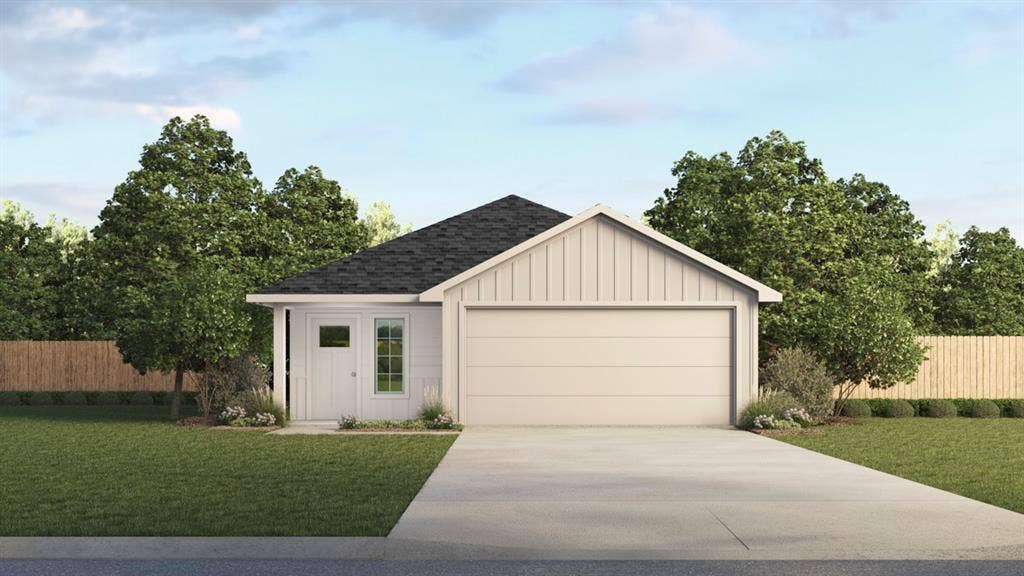 1659 Blaire Drive, Tyler, TX 75702 Single-story residence featuring a white exterior and a dark shingle roof