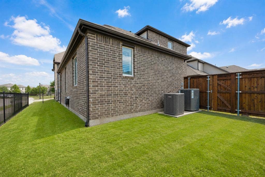 1571 Amesbury Way, Farmers Branch, TX 75234 1571 Amesbury Way, Farmers Branch, TX 75234