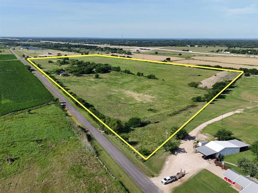 Property photo for 11179 Old Dallas Road, West, TX