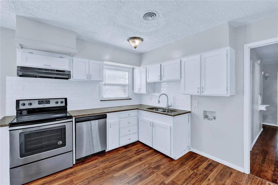 Property photo for 4208 Huckleberry Circle, Dallas, TX