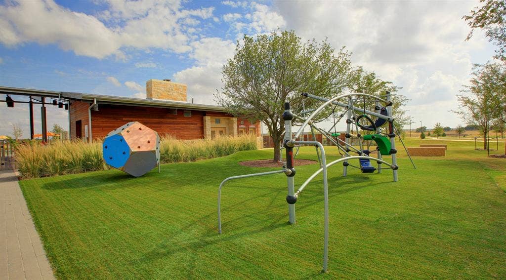 1290 Chickadee Street, Prosper, TX 75078 With room to roam, the kiddos will have a blast spending time in the great outdoors at Windsong Ranch!