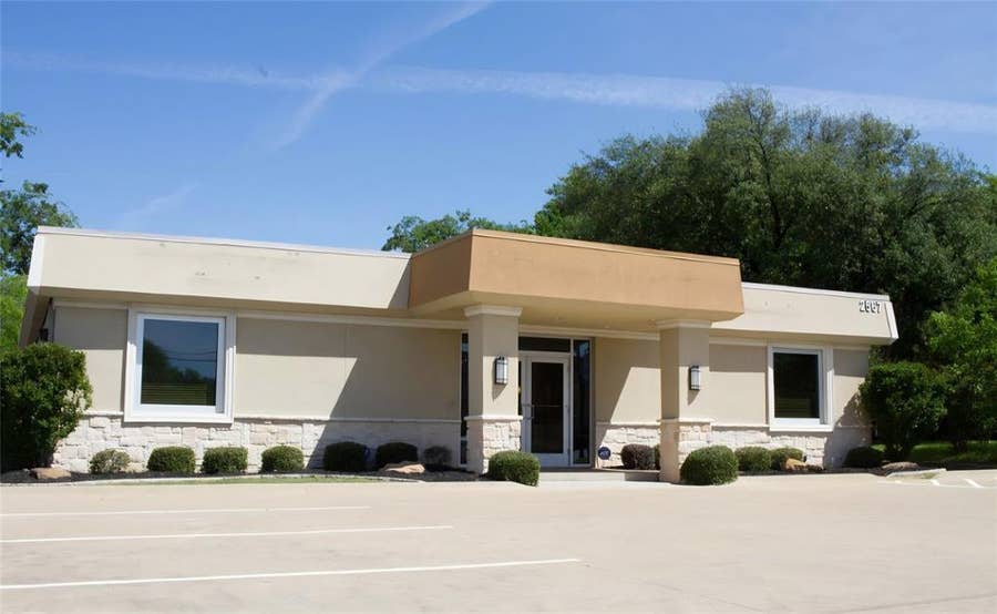 Property photo for 2567 Valley View Lane, Farmers Branch, TX