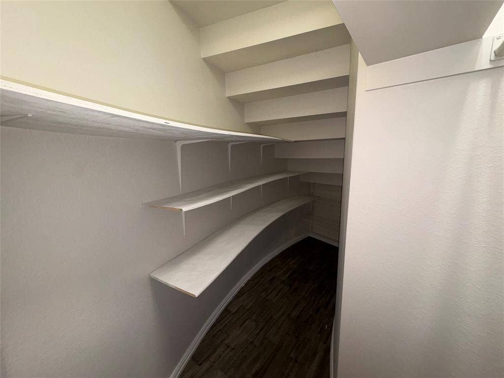 1006 Knoxbridge Road, Forney, TX 75126 1006 Knoxbridge Road, Forney, TX 75126