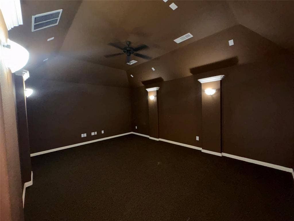 1006 Knoxbridge Road, Forney, TX 75126 1006 Knoxbridge Road, Forney, TX 75126