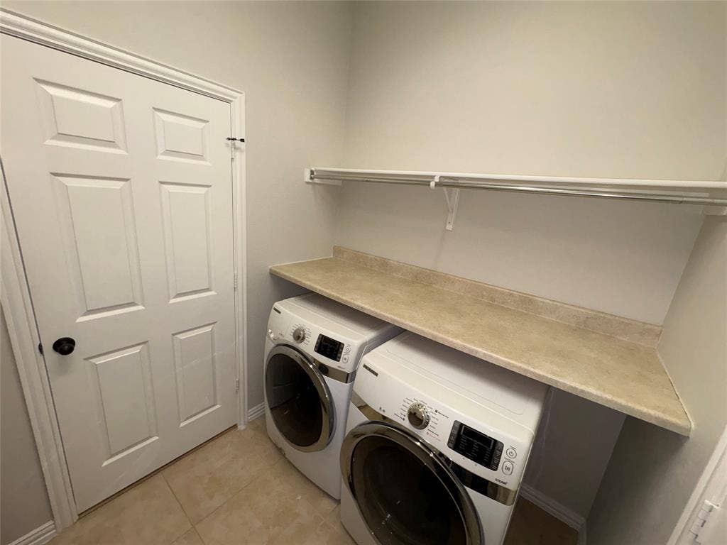 1006 Knoxbridge Road, Forney, TX 75126 1006 Knoxbridge Road, Forney, TX 75126