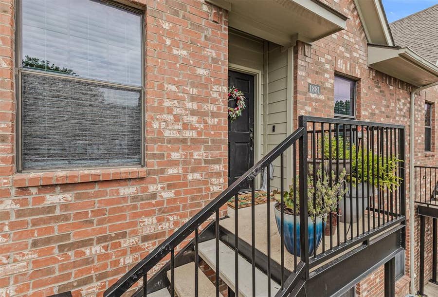 Property photo for 1881 Signal Ridge Place, Rockwall, TX